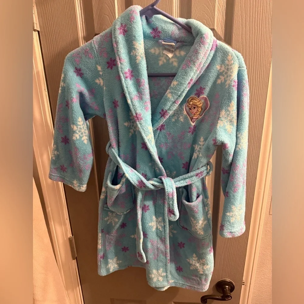 Disney Elsa Frozen blue robe with long sleeves in blue with pink purple Medium